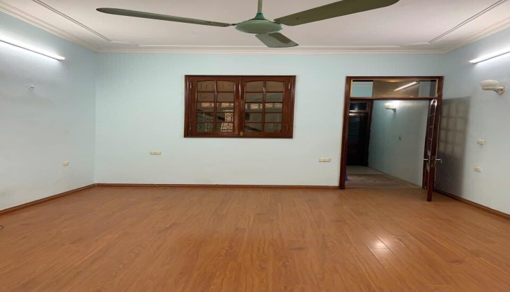 CHO THUÊ NHÀ NGÕ Ô TÔ  HÀM TỬ QUAN 5 T, 50M2, 7N, 5 WC, 18TR